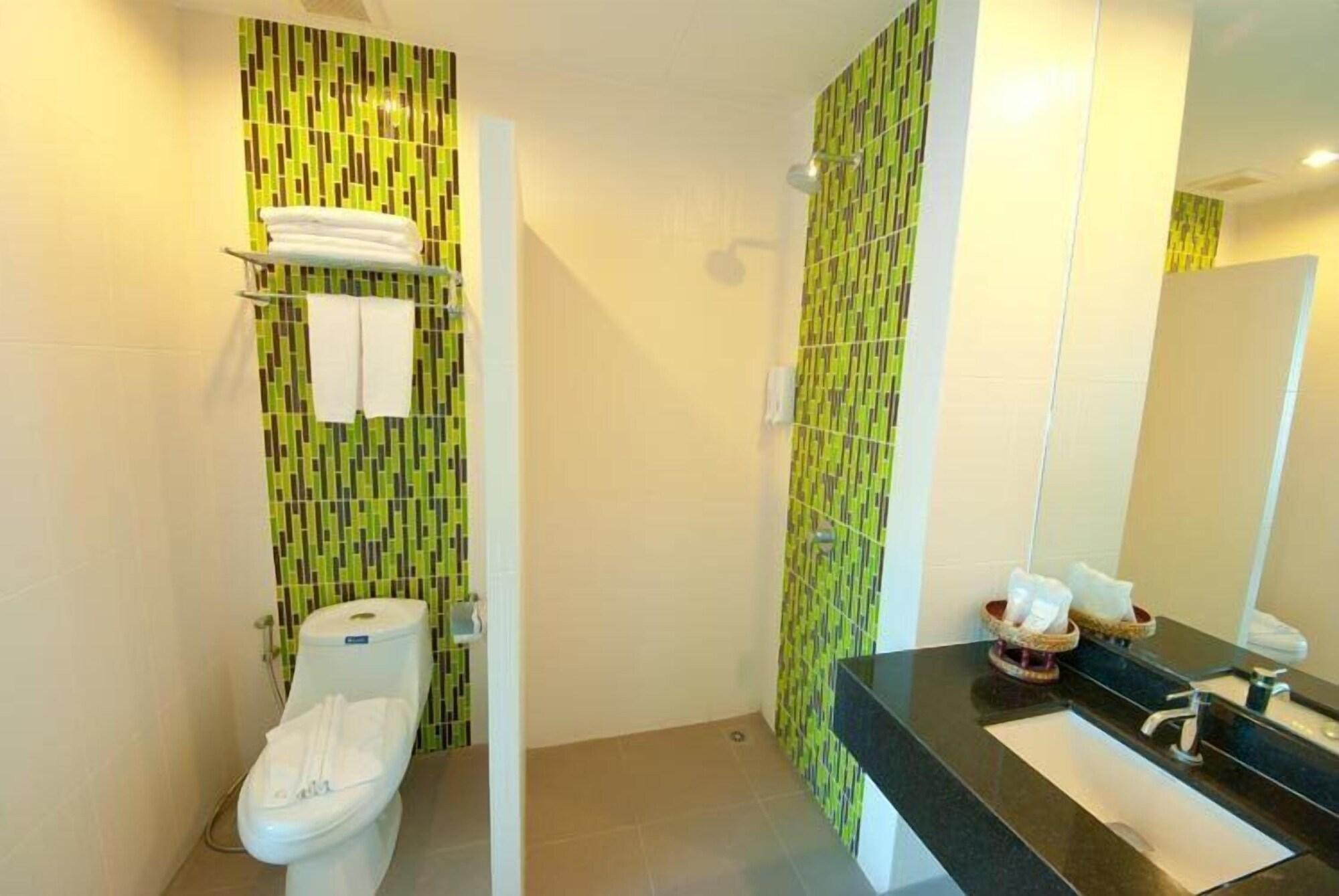 Ps Hill Resort Phuket Patong - Sha Plus Exteriör bild