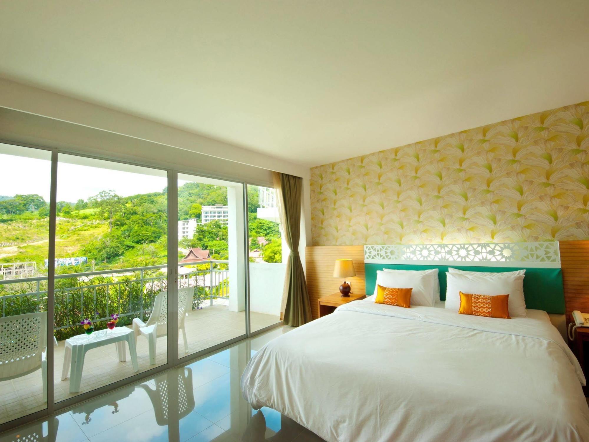 Ps Hill Resort Phuket Patong - Sha Plus Exteriör bild