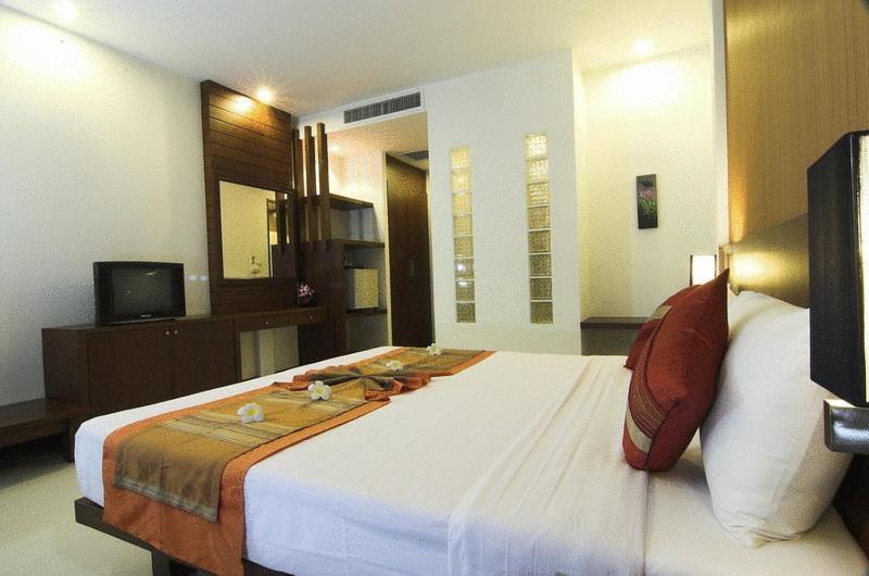 Ps Hill Resort Phuket Patong - Sha Plus Exteriör bild